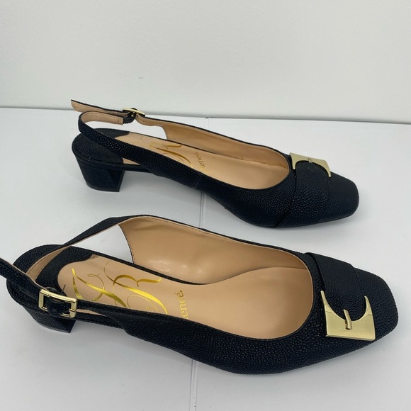 J.Renee Venda Black Closed Toe SlingBack Classic Pumps with Gold Hardware - Picture 6 of 7